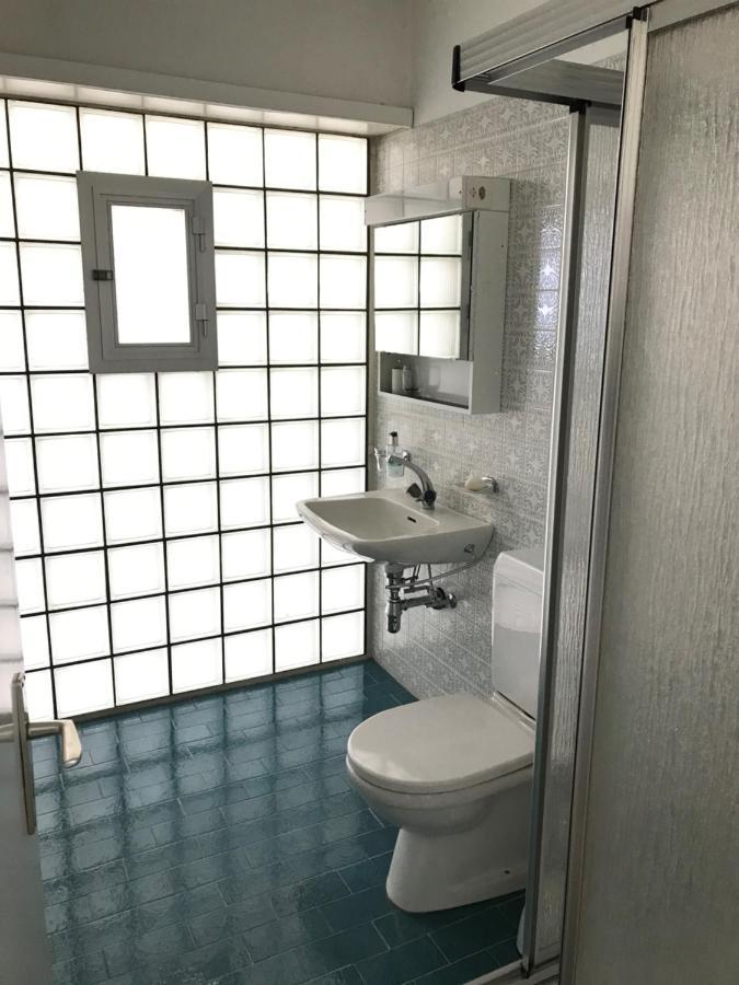 Lichtdurchflutete Ferienwohnung Mit Panorama-Sicht Und Schwimmbad/Sauna Muralto Luaran gambar